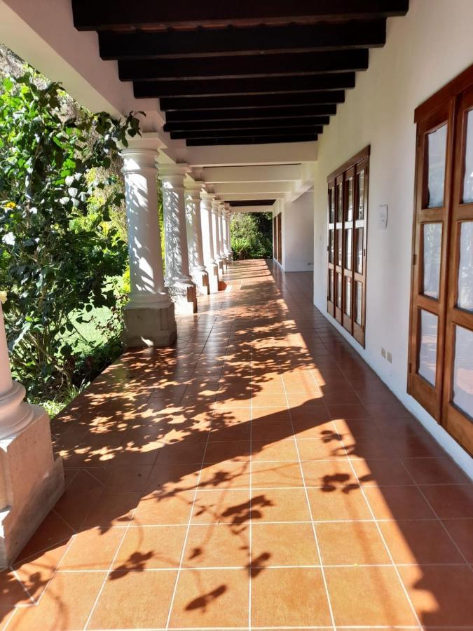 Hotel Y Jardines Casa Buho Antigua Bagian luar foto