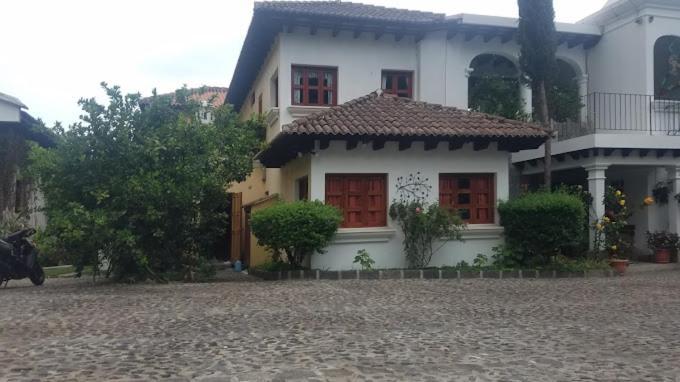 Hotel Y Jardines Casa Buho Antigua Bagian luar foto