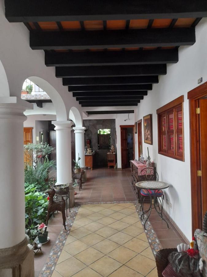 Hotel Y Jardines Casa Buho Antigua Bagian luar foto